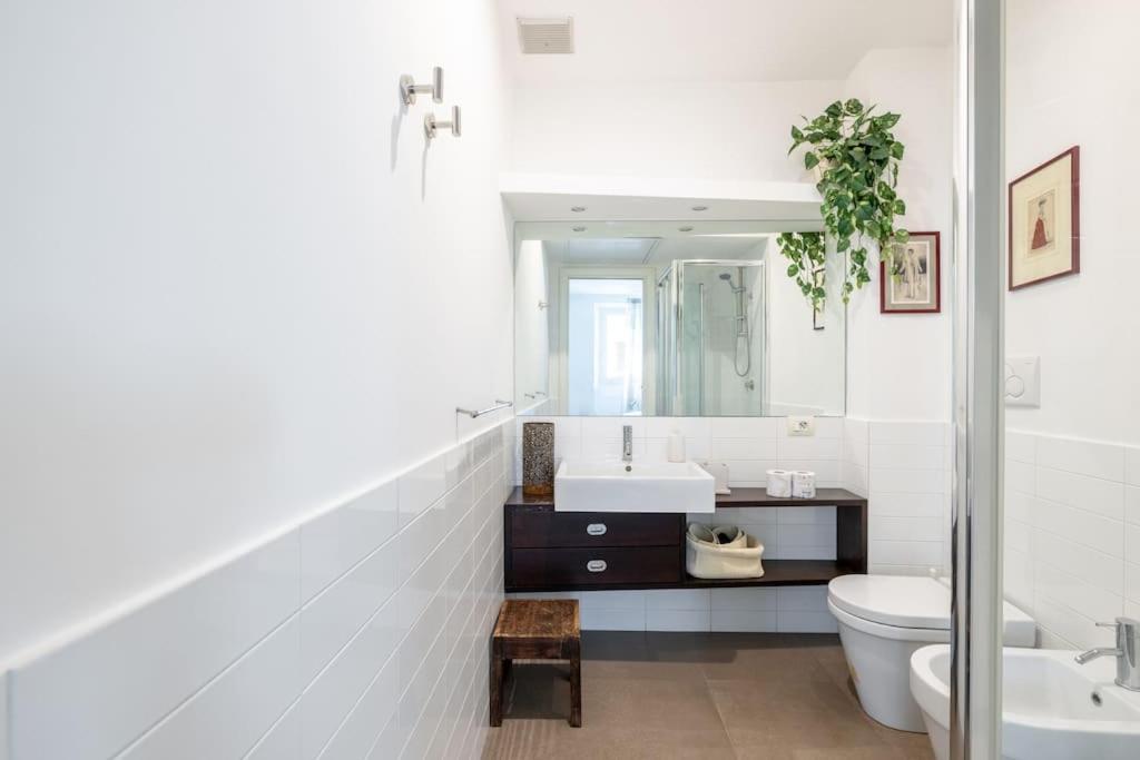 Hospitalityrome Monti Leonina With Terrace Appartement Buitenkant foto