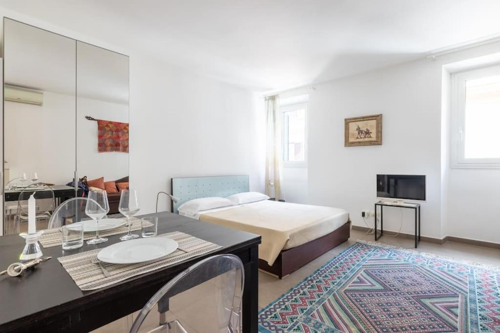Hospitalityrome Monti Leonina With Terrace Appartement Buitenkant foto