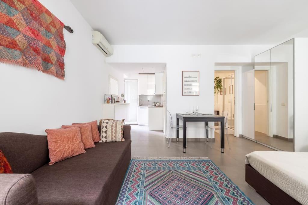 Hospitalityrome Monti Leonina With Terrace Appartement Buitenkant foto